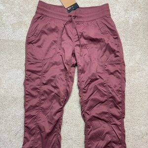 North Face Aphrodite Capri Pant